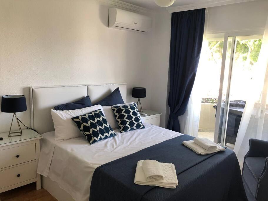 Apartamento Torremolinos 5 Personas + Parking + Piscina Todo El Ano Exterior foto